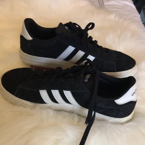 Adidas size 7 - Picture 10 of 12